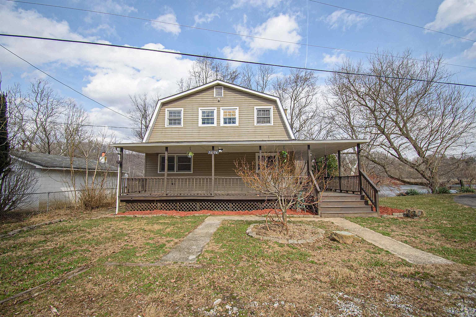 7176 Depot Rd photo 1