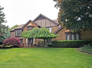 38744 Harvard Ct, Northville, MI 48167