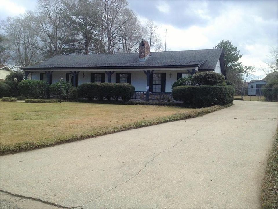 2nd image of 5 Acorn Pl