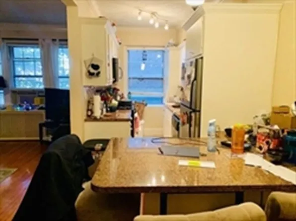 4 Chiswick Rd APT 23, Brighton, MA 02135