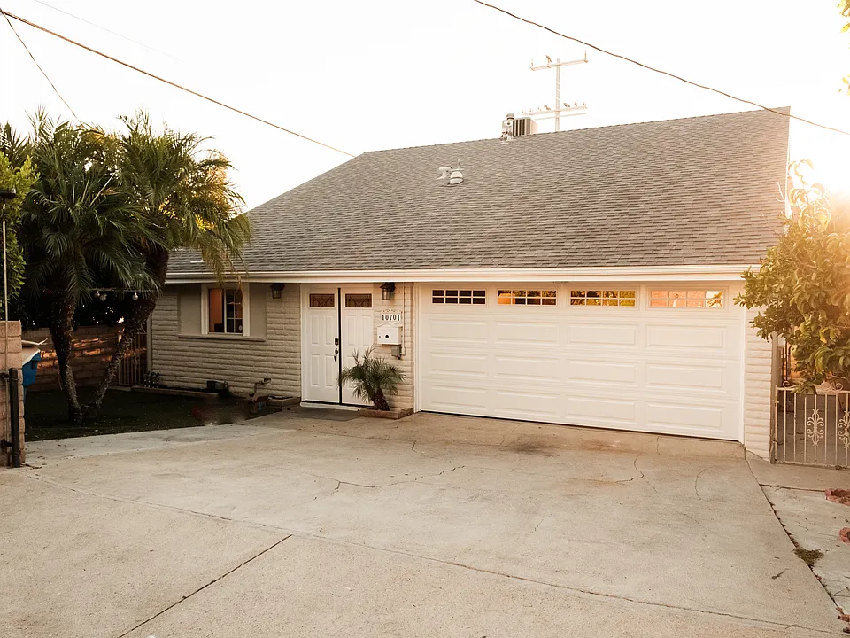 10701 Langmuir Ave