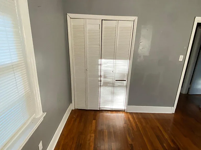 132 W South St — Photo 9