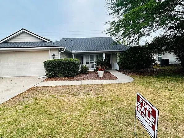 8520 SW 66th Ln, Gainesville, FL 32608