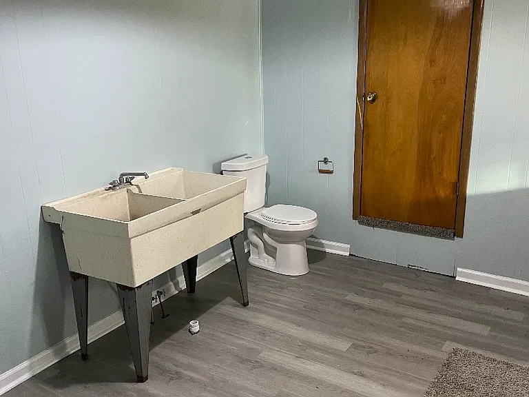 Unit Photo