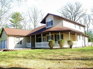 154 Chipperfield Dr, Reeders, PA 18330