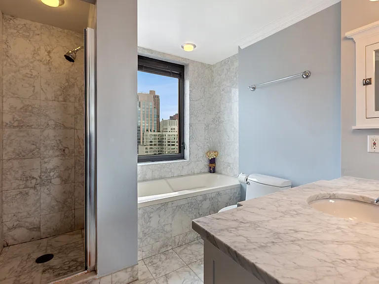 52 E End Ave #22B — Photo 5