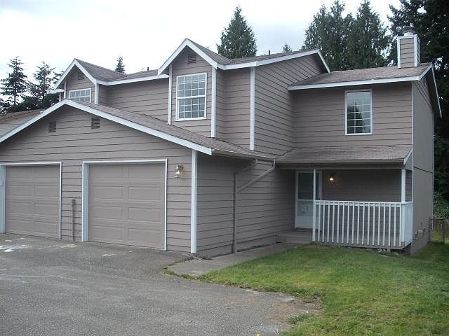 1st image of 5826 East Dr #B