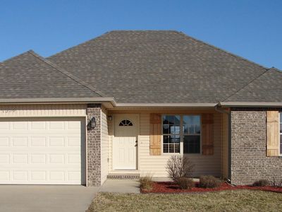 1356 S Calabria Ave, Republic, MO, 65738