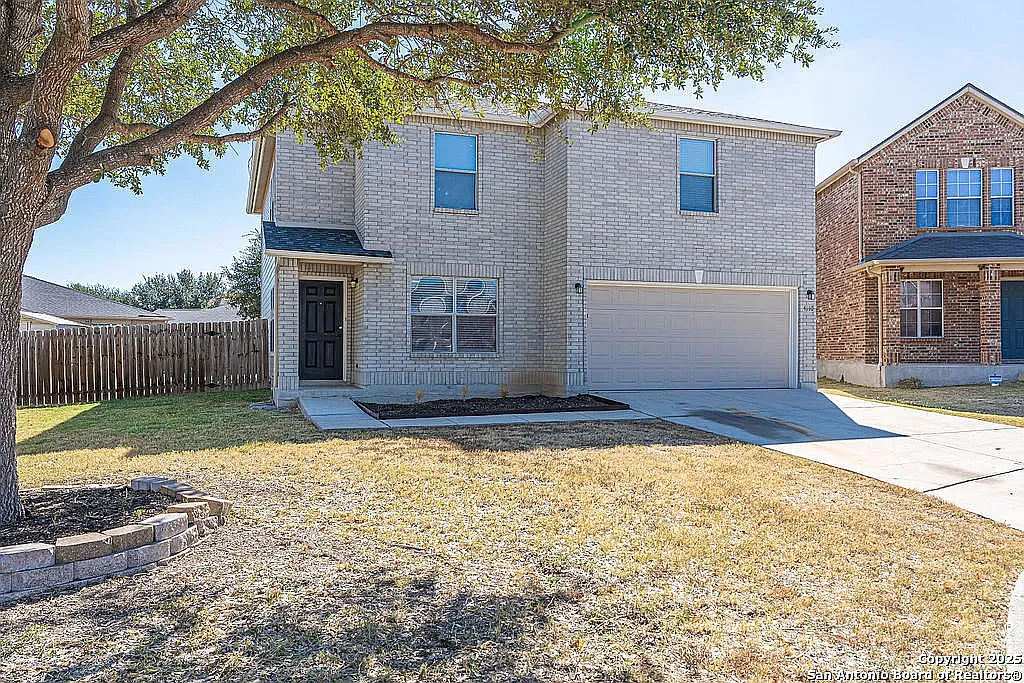 5 bed, 2500 sqft, $600 — Photo 1