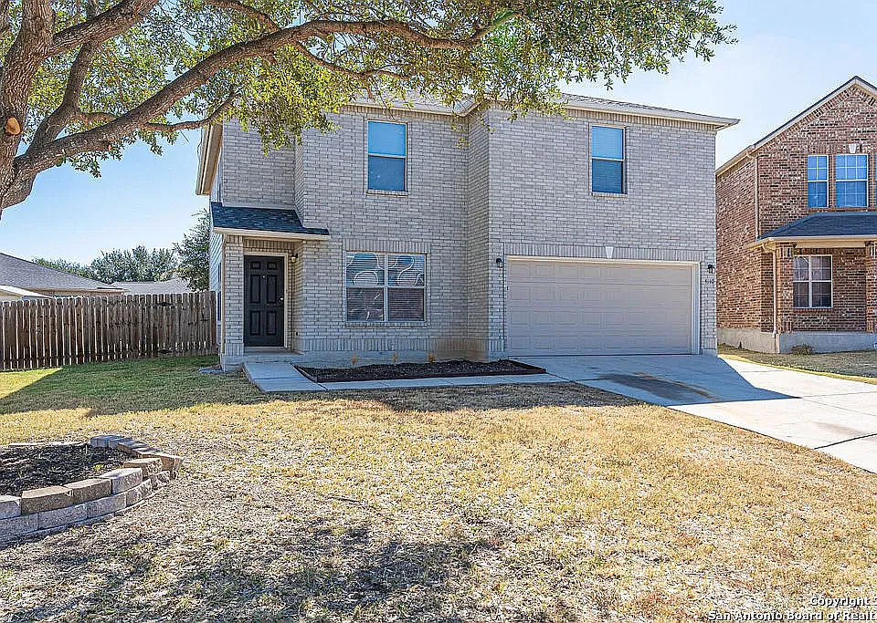 4910 Larkhill Farm