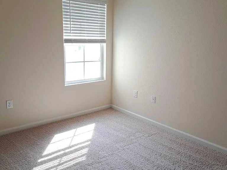 213 Pasadena Dr — Photo 12
