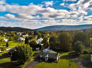 19 S Park Ln, Duncansville, PA 16635