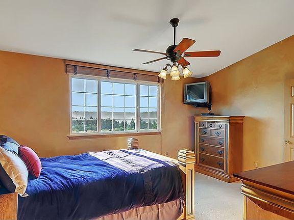 3rd image of 27626 NE 140th Ct