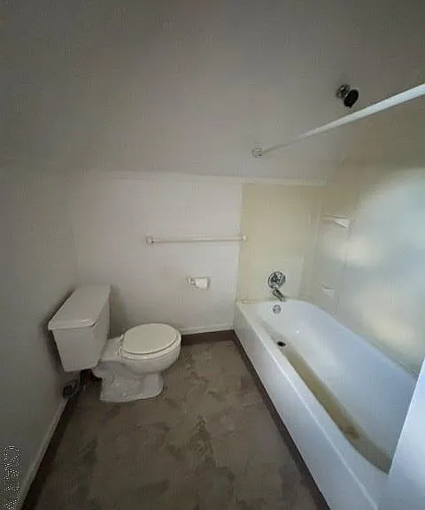 321 Luzerne St #4 — Photo 4