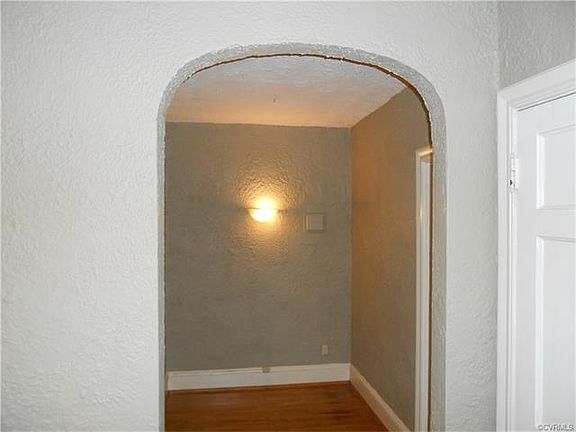 4th image of 505 N Arthur Ashe Blvd #U1