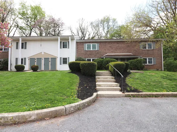 305 E Fulton St APT D10, Ephrata, PA 17522
