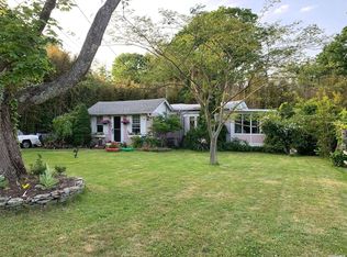 11 Maple Ave, East Moriches, NY 11940