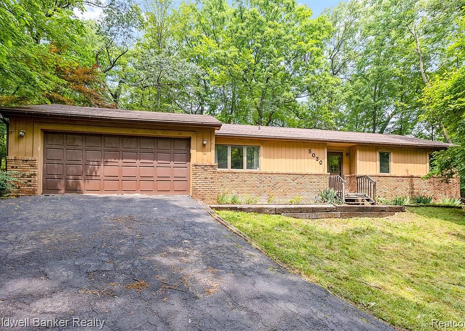 5030 Waw Ban See Dr, Clarkston, MI 48348 Zillow