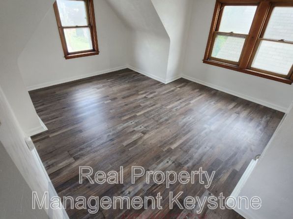 22 Linden St FLOOR 2