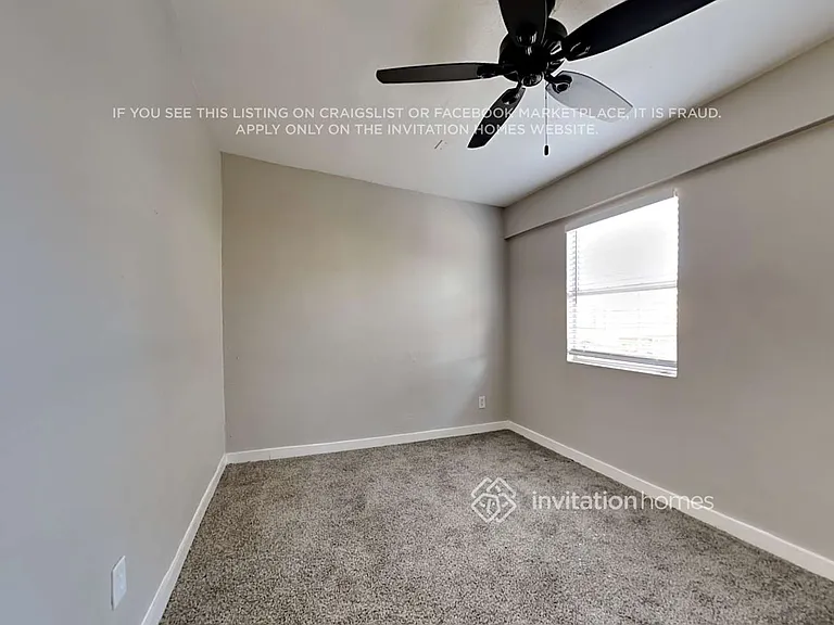 403 E Standifer St #A — Photo 7