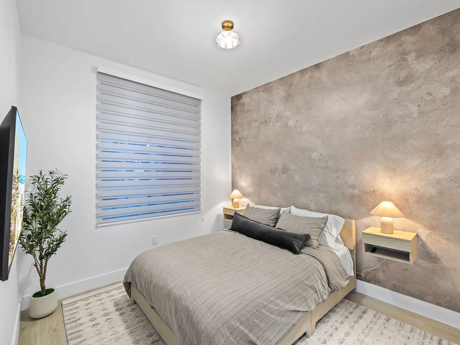 2 bed, 900 sqft, $4,000 — Photo 4