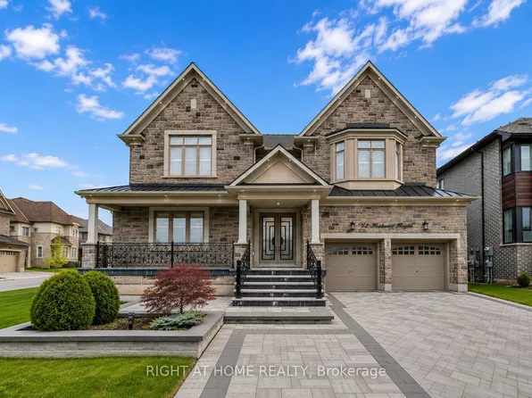 12 Hackwood Hts, Brampton, ON L6X 5R2