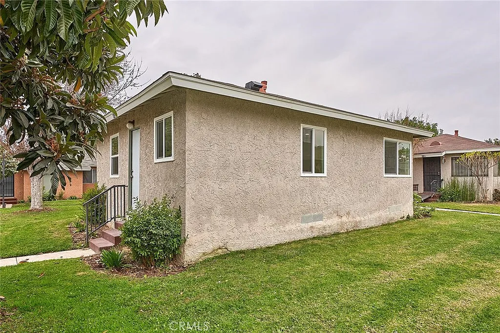 1 bed, 583 sqft, $2,100 — Photo 3
