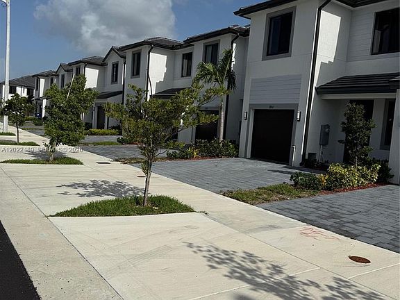 3rd image of 34466 SW 190th Ave
