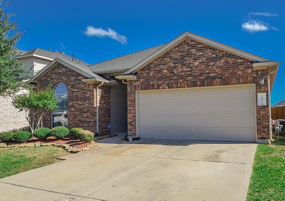 Front elevation of the property.