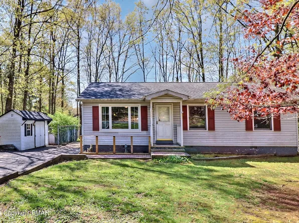 8629 Robinhood Dr, Kunkletown, PA 18058