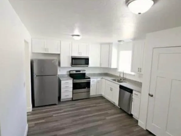 722 Ry Ln, Tooele, UT 84074