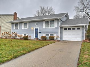424 Southampton Dr, Decatur, IL 62526