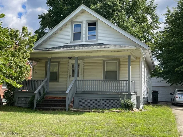 843 E 232nd St, Euclid, OH 44123