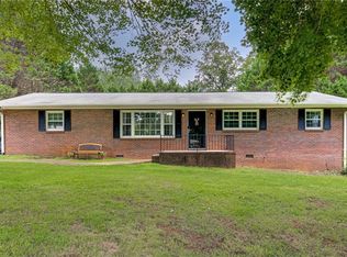 5105 Yukon Rd, Walkertown, NC 27051