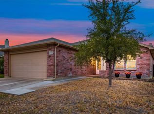 3427 Clydesdale Dr, Denton, TX 76210