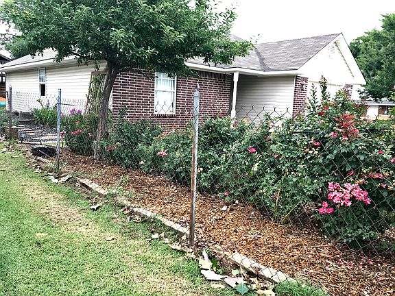 West side view of home