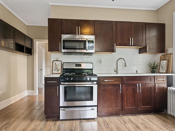 4th image of 145 Delaware Ave #2