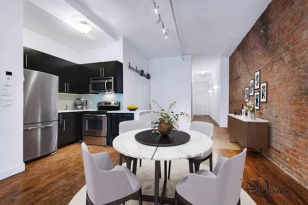 Rented by Platinum Properties | media 13