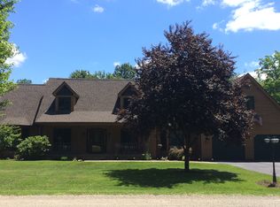3571 N Country Wood Rd, Terre Haute, IN 47805