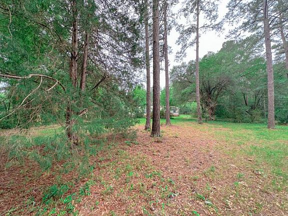 4th image of 1745 Sandridge Rd