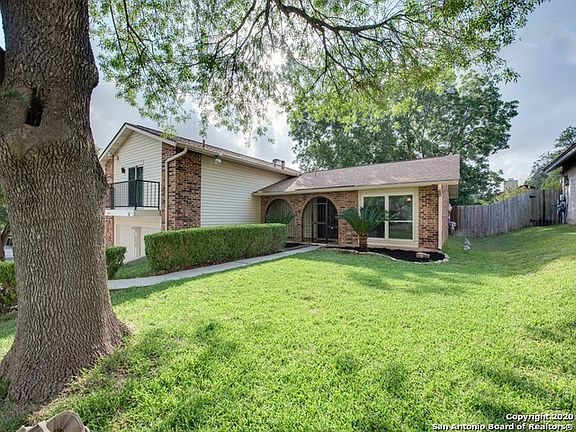 2nd image of 6434 Thoreaus Way