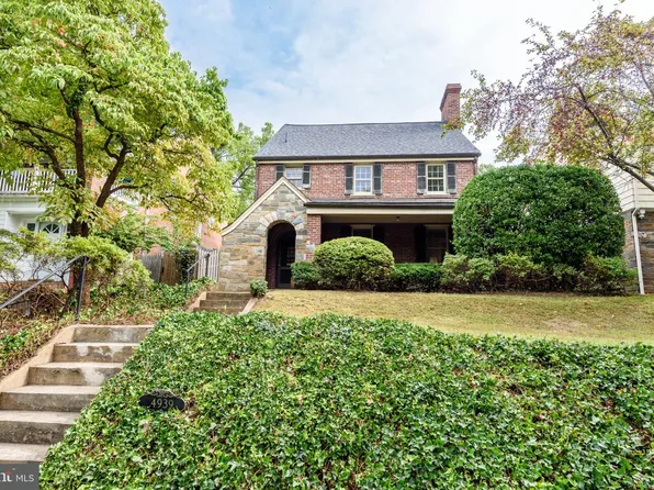 4939 Massachusetts Ave NW, Washington, DC 20016
