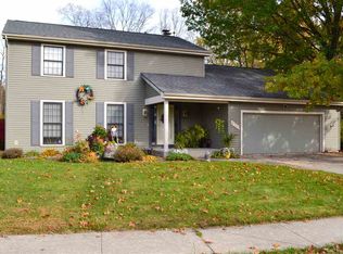 6723 Blue Mist Rd, Fort Wayne, IN 46819