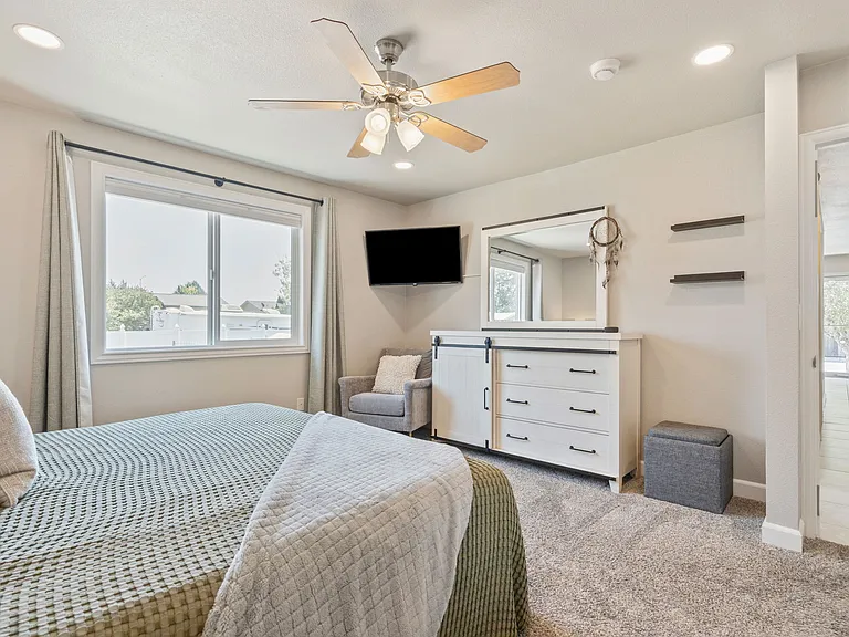 4126 Hayes Ave — Photo 12