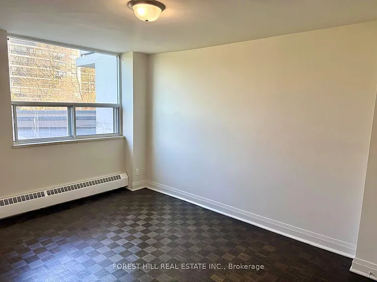 35 Esterbrooke Ave #209 — Photo 7