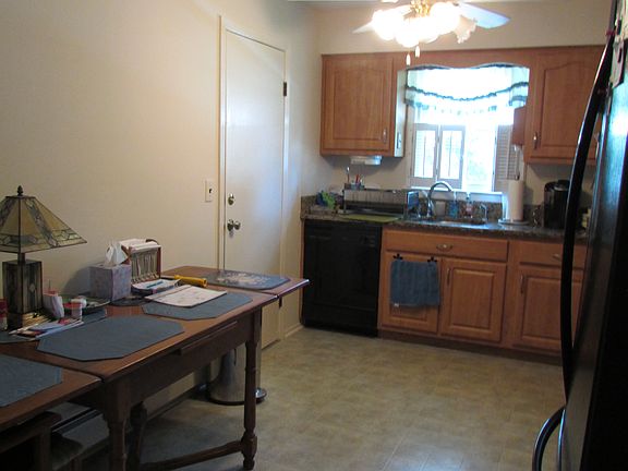 4th image of 184 Westbrook Dr