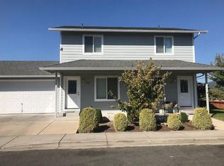 1342 Willow Ln, Grants Pass, OR 97527