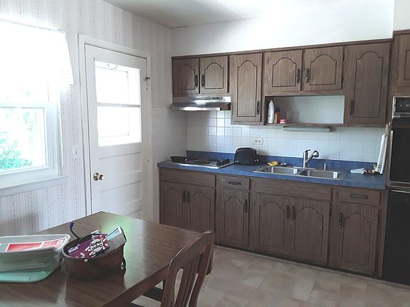 5th image of 1128 E Patten Dr