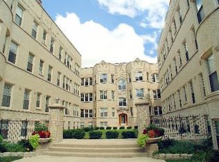 818 W Sunnyside Ave APT 2A, Chicago, IL 60640