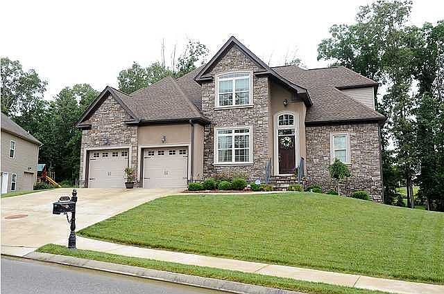 1st image of 4526 Wellesley Dr